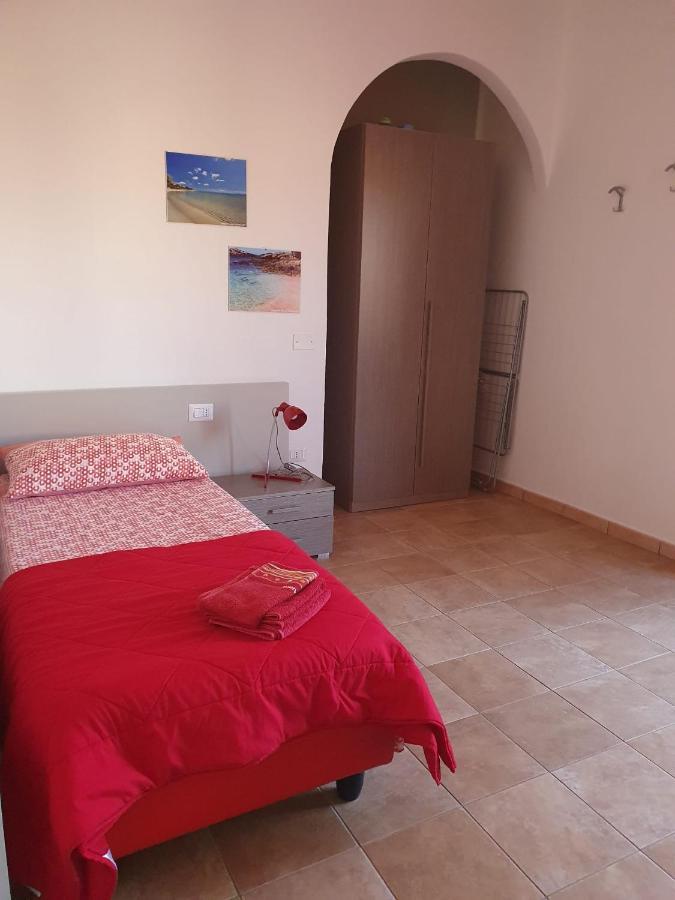 B&B Paolo E Daniela Карбония Экстерьер фото