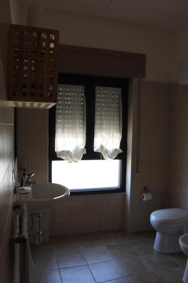 B&B Paolo E Daniela Карбония Экстерьер фото