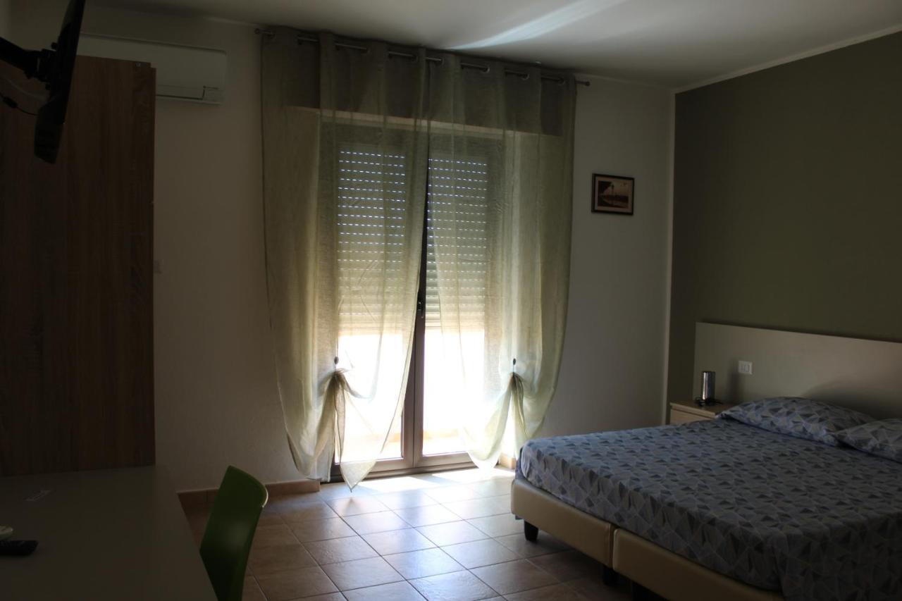 B&B Paolo E Daniela Карбония Экстерьер фото